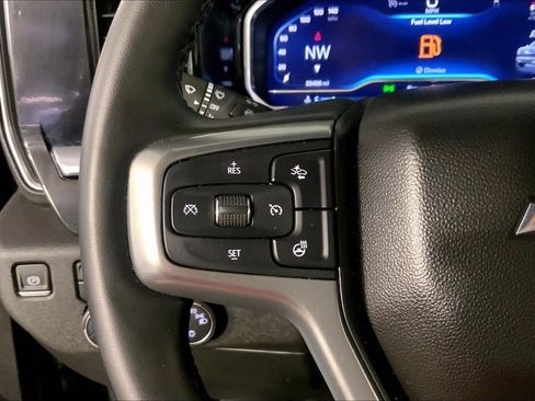 Used 2023 Chevrolet Silverado 1500 LT AWD/4WD image 18