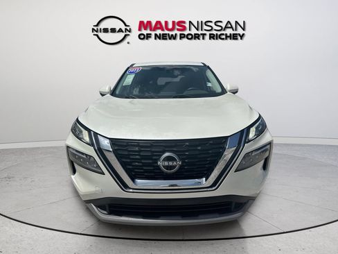 Certified 2023 Nissan Rogue SV FWD image 4