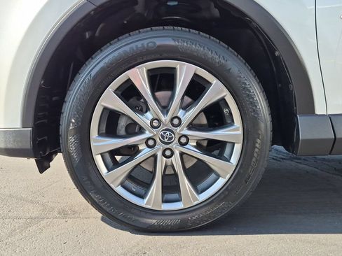 Used 2018 Toyota RAV4 Limited w/ Advanced Technology Package AWD/4WD image 9