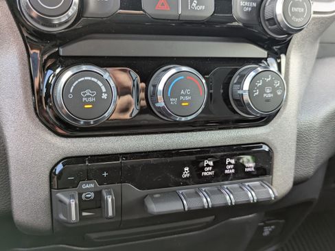 New 2026 RAM 1500 Classic Warlock image 17