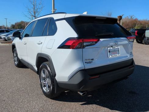 Certified 2025 Toyota RAV4 XLE image 4