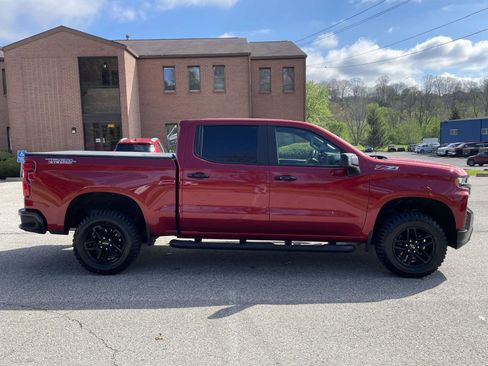 Certified 2021 Chevrolet Silverado 1500 LT Trail Boss w/ Convenience Package II AWD/4WD image 2