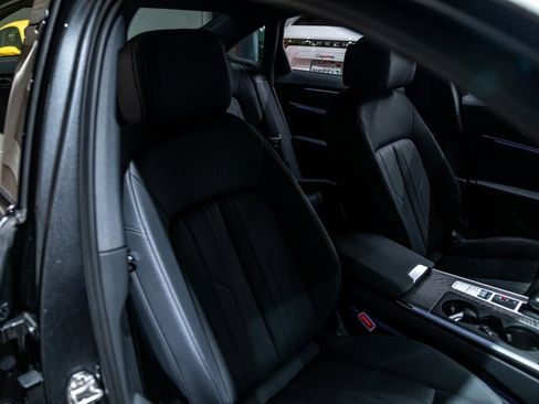 Used 2025 Audi A6 3.0T Premium w/ Convenience Package image 34