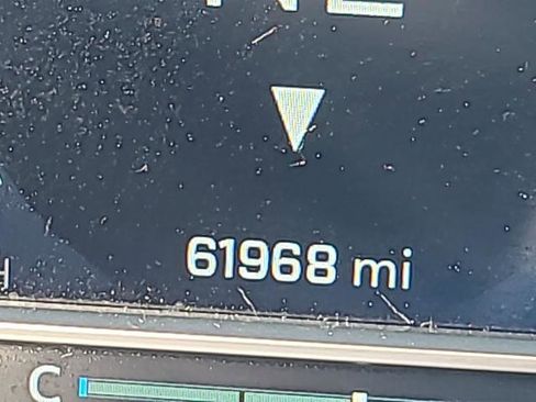 Used 2022 Chevrolet Silverado 1500 LT image 12