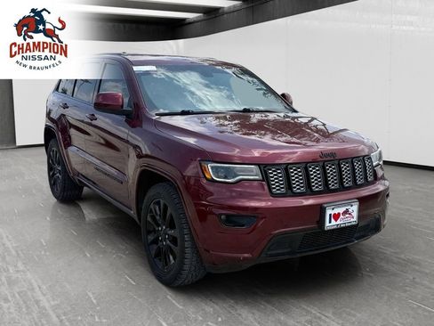 Used 2022 Jeep Grand Cherokee Laredo X RWD image 7