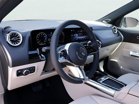 New 2026 Mercedes-Benz GLA 250 4MATIC image 19