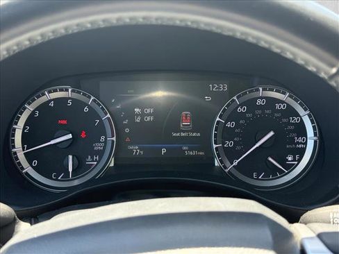 Used 2022 Toyota Highlander XLE image 11