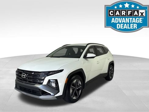 Certified 2025 Hyundai Tucson SEL FWD image 1