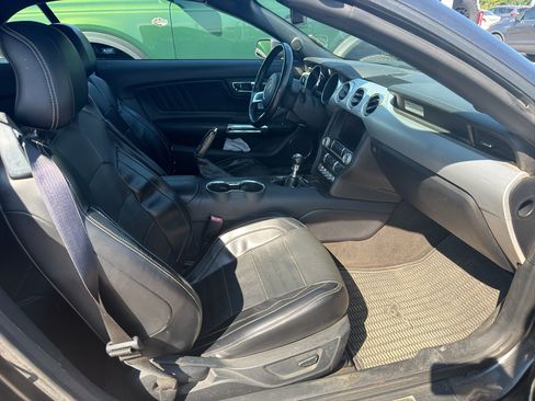 Used 2015 Ford Mustang GT Premium w/ Equipment Group 401A RWD image 9