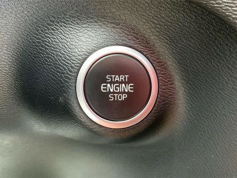 Used 2020 Volvo XC40 T5 Inscription image 34