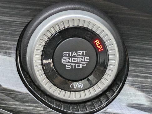 Used 2022 Jeep Wagoneer Series II RWD image 31