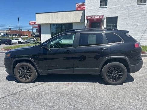 Used 2023 Jeep Cherokee Altitude Lux AWD/4WD image 8