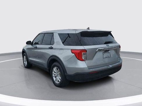 Certified 2021 Ford Explorer BASE image 3