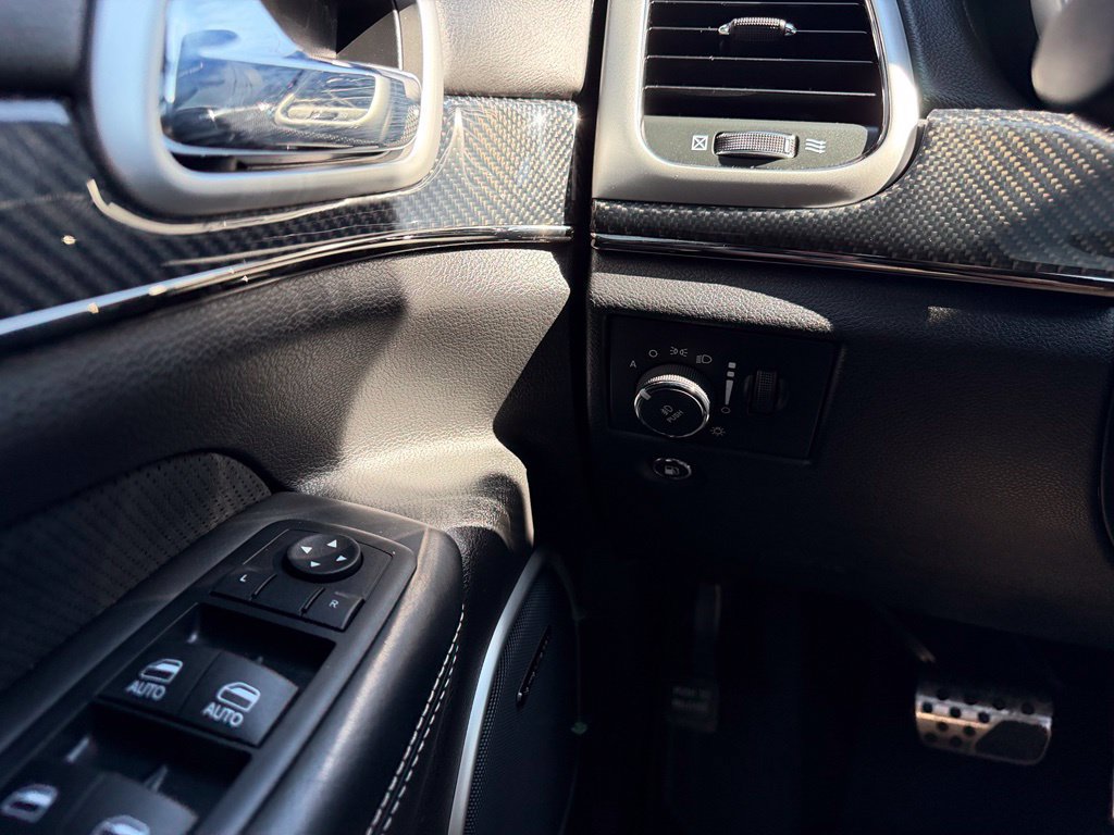 Used 2016 Jeep Grand Cherokee SRT AWD/4WD image 53
