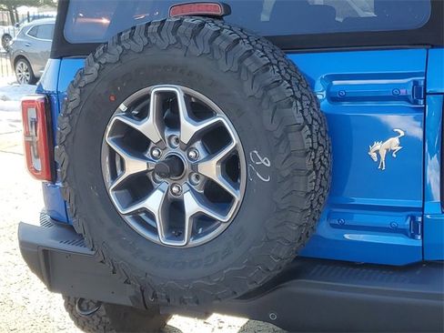 Used 2025 Ford Bronco Badlands image 7