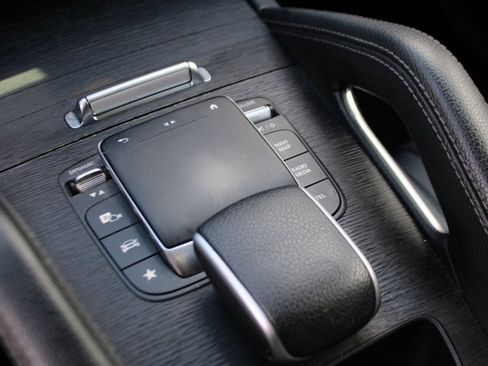 Certified 2023 Mercedes-Benz GLE 350 4MATIC w/ AMG Line Exterior image 27