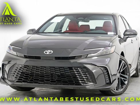 Used 2025 Toyota Camry XSE image 1