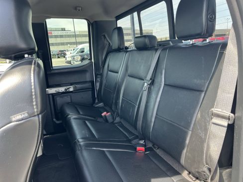 Used 2017 Ford F250 Lariat w/ Chrome Package image 24