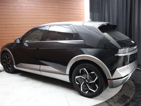 Used 2024 Hyundai Ioniq 5 Limited image 11