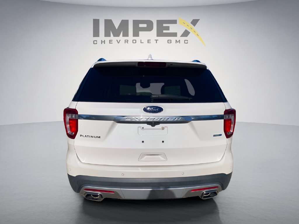 Used 2017 Ford Explorer Platinum AWD/4WD image 4