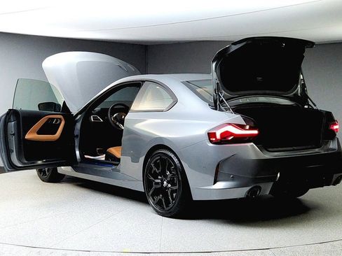 Used 2025 BMW 230i xDrive Coupe w/ M Sport Package image 11