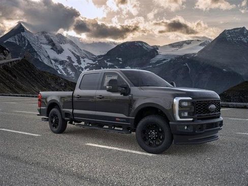 New 2025 Ford F250 XLT w/ Black Appearance Package image 7