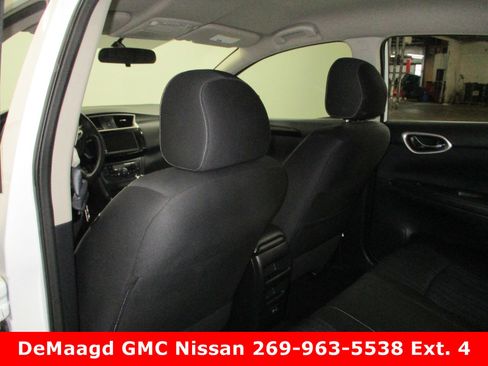 Used 2019 Nissan Sentra SV image 11