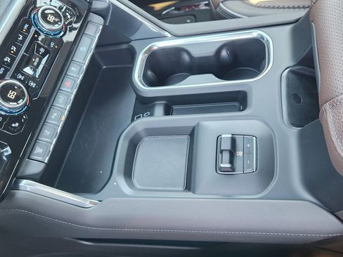 New 2026 GMC Sierra 2500 Denali w/ Denali Reserve Package image 23