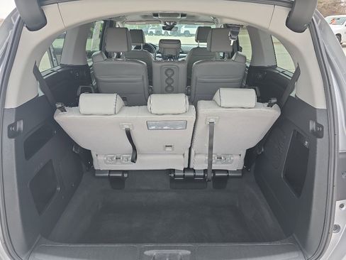 Used 2023 Honda Odyssey Elite image 17