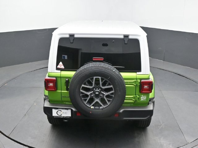 New 2026 Jeep Wrangler Unlimited Sahara w/ Whitecap Package AWD/4WD image 50