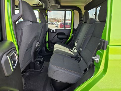 New 2026 Jeep Gladiator Sport AWD/4WD image 25