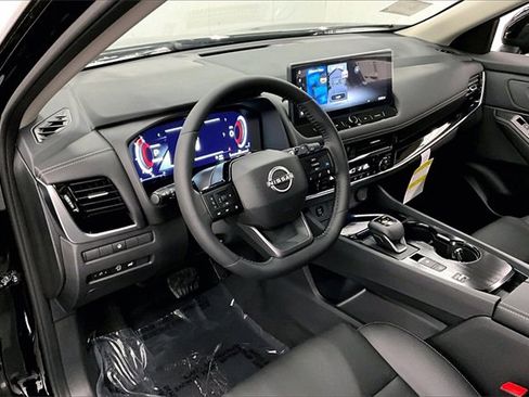 New 2025 Nissan Rogue SL image 6