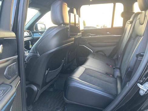 New 2024 Jeep Grand Cherokee Trailhawk w/ Advanced Protech Group II image 18