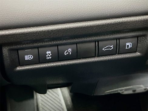 Used 2025 Toyota Camry XSE image 10