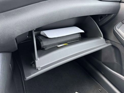 Certified 2025 Nissan Sentra S image 32