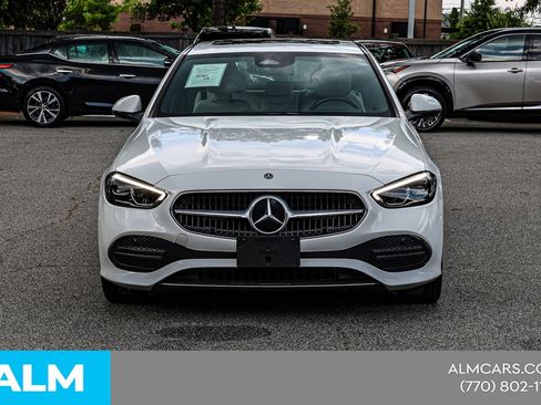 Used 2025 Mercedes-Benz C 300 Sedan image 11