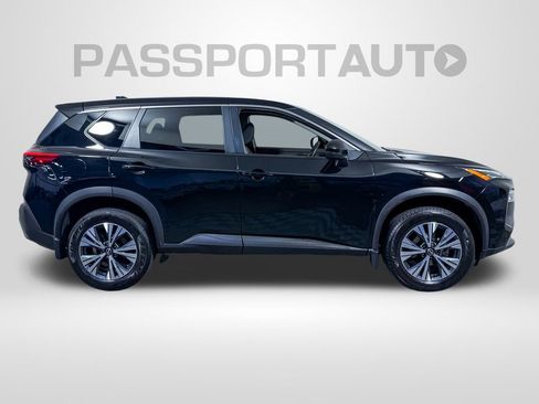 Certified 2022 Nissan Rogue SV image 12