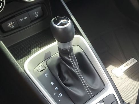 Certified 2024 Hyundai Venue SEL FWD image 30