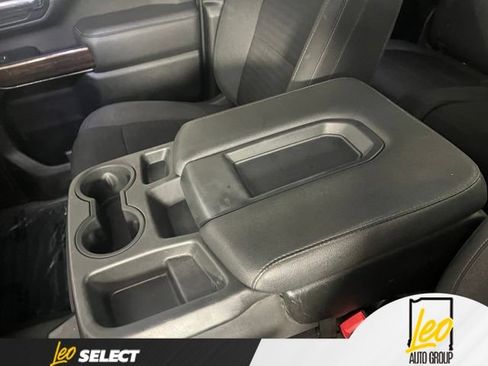 Used 2022 GMC Sierra 2500 SLE w/ SLE Value Package; AWD/4WD image 21