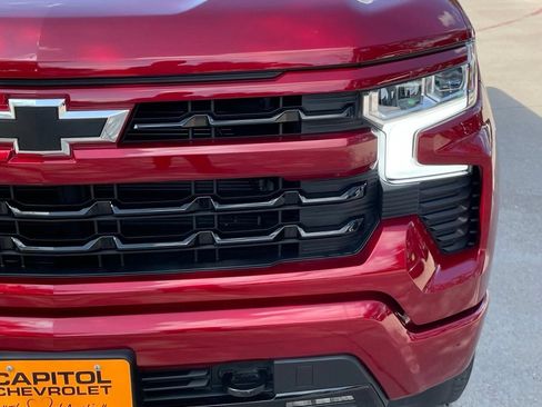 Certified 2025 Chevrolet Silverado 1500 RST RWD image 8