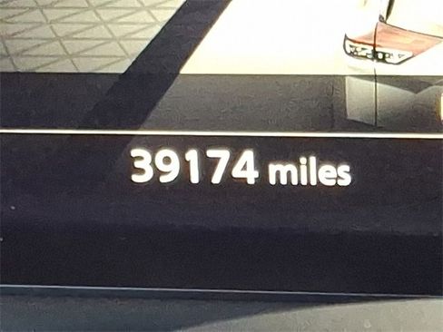 Used 2021 Nissan Rogue Platinum image 21