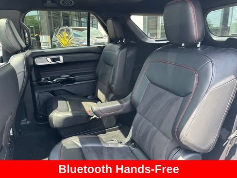 Used 2023 Ford Explorer ST-Line w/ Class IV Trailer Tow Package AWD/4WD image 15