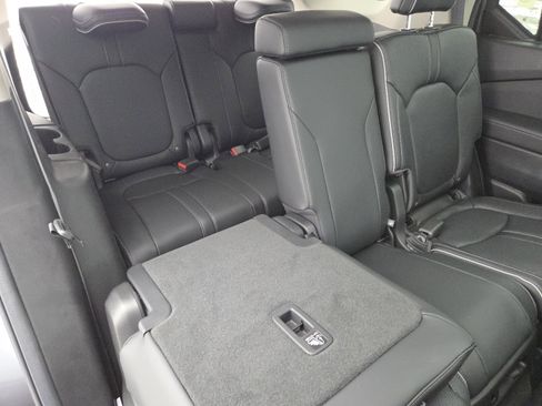 Used 2025 Honda Pilot Elite image 22