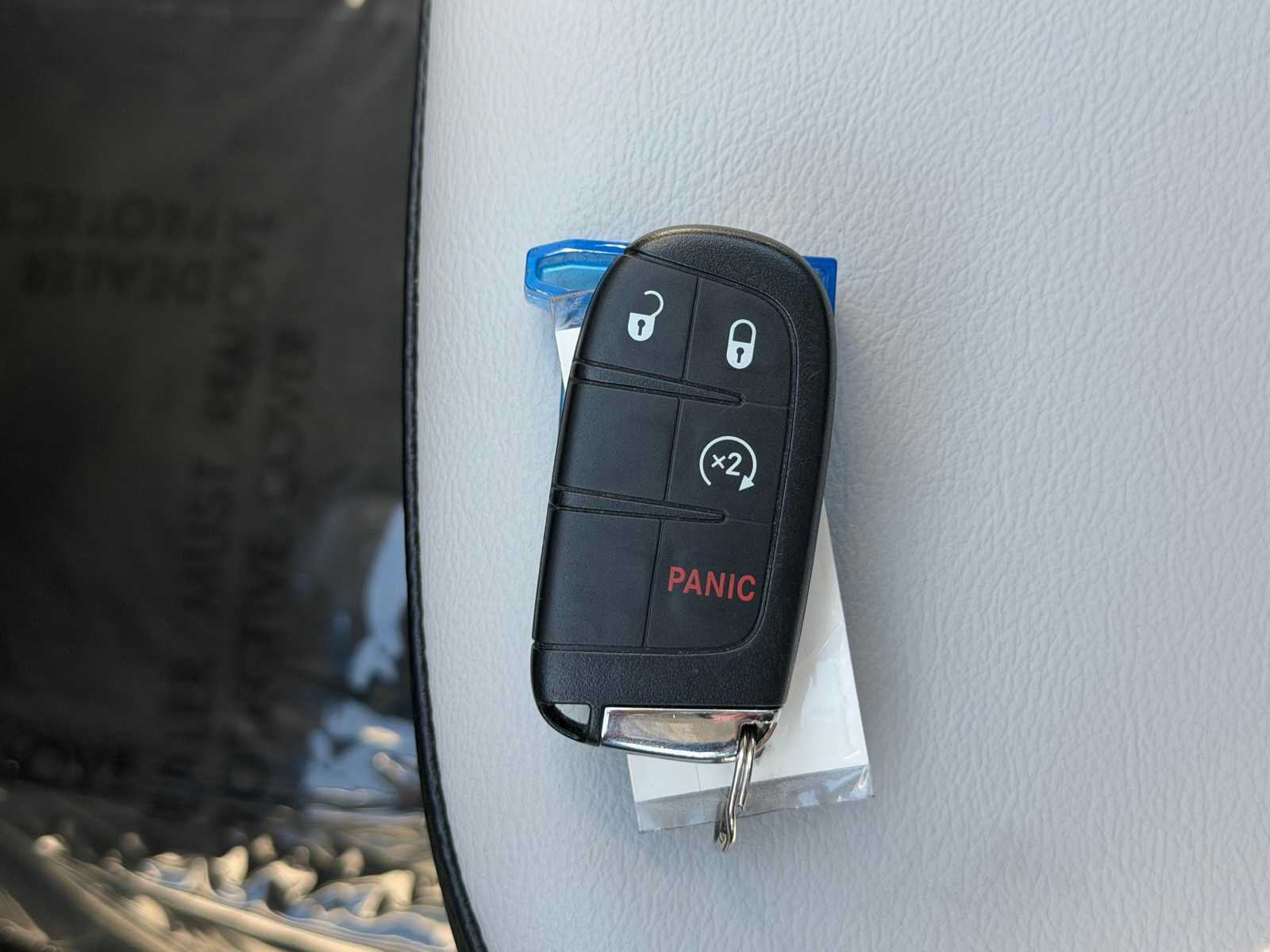 Used 2018 Jeep Compass Latitude w/ Popular Equipment Group FWD image 37