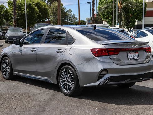 Used 2023 Kia Forte GT-Line w/ GT-Line Premium Package FWD image 8