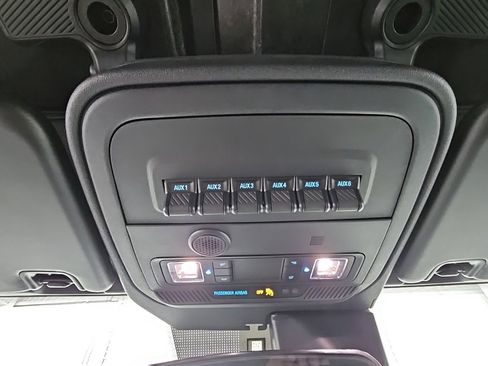 Used 2022 Ford Bronco Black Diamond image 23