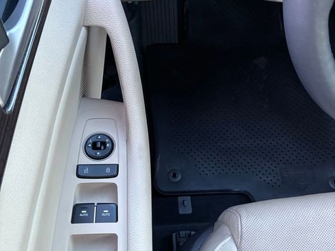 Used 2019 Hyundai Sonata Limited w/ Ultimate Package 04 FWD image 24