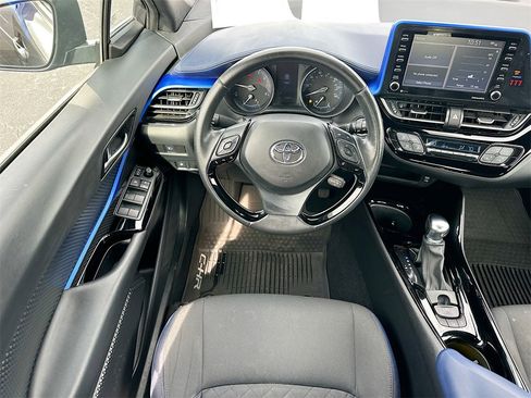 Used 2021 Toyota C-HR image 20