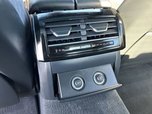 Used 2022 Audi A8 L 3.0T image 42