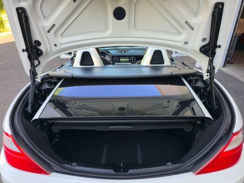 Used 2016 Mercedes-Benz SLK 350 image 28
